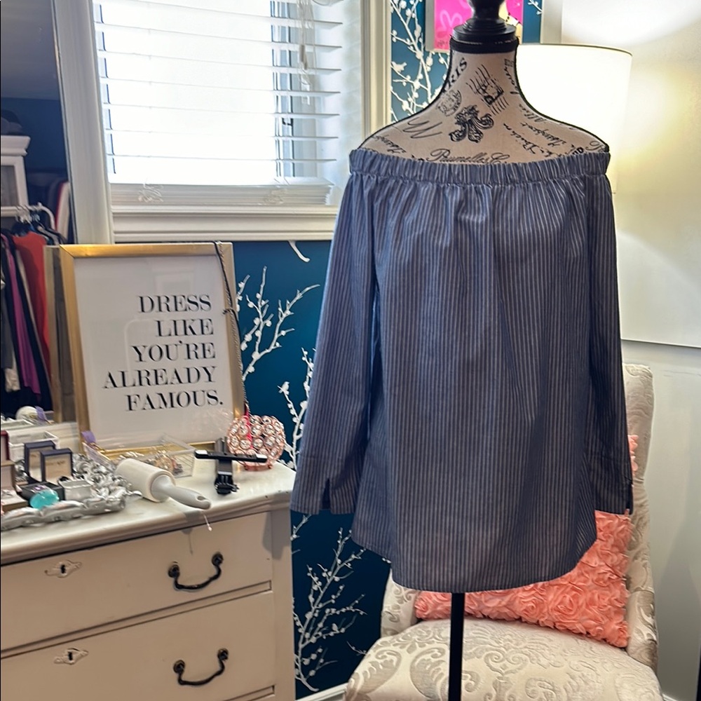 Ripe Blue and white Off-the-Shoulder Relaxed Blouse
♥️🛍️